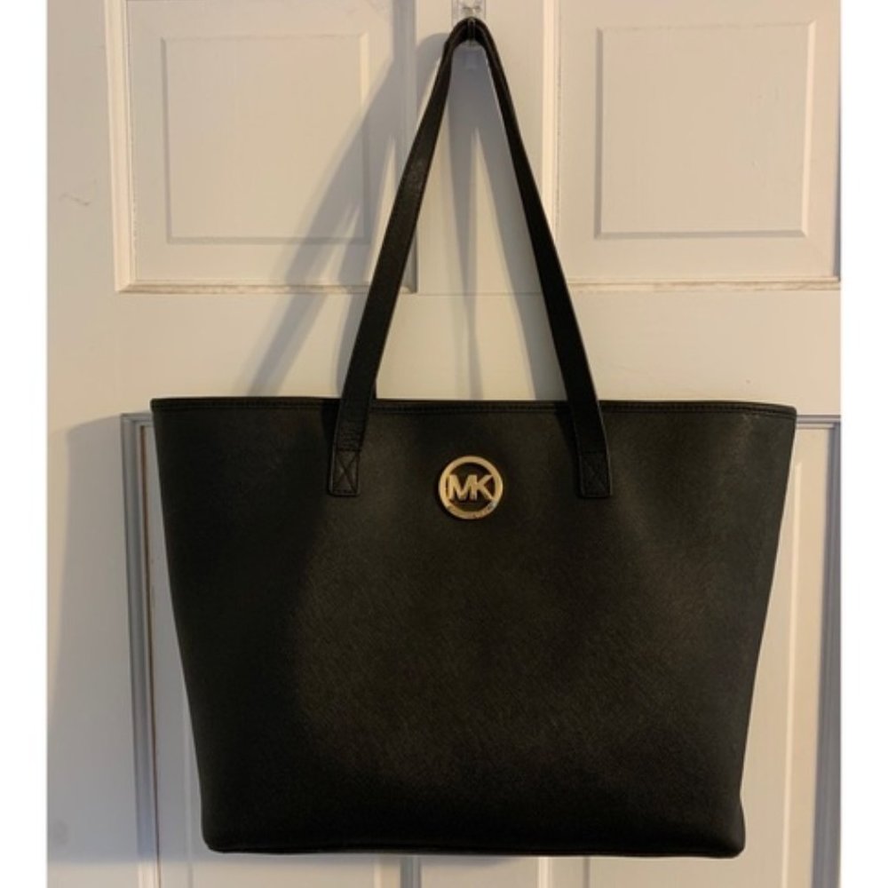 Michael Kors purse Black